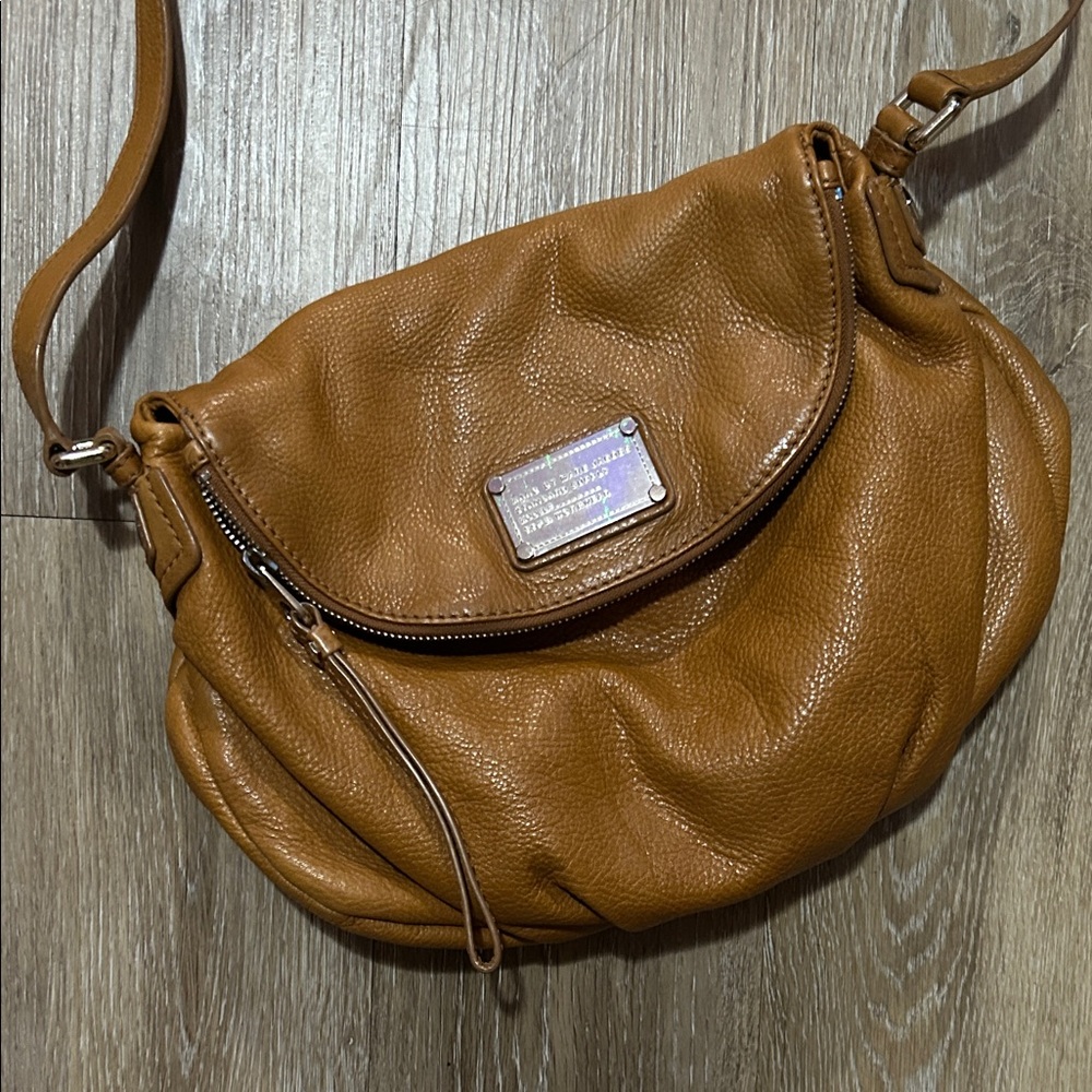 Marc Jacobs Tan Leather Shoulder Bag